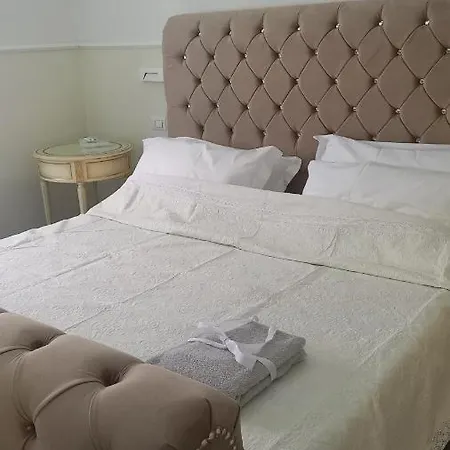 Palazzo Novecento Centro Storico Bed & Breakfast Lecco
