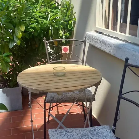 Palazzo Novecento Wellness B&B Couette-café Lecco