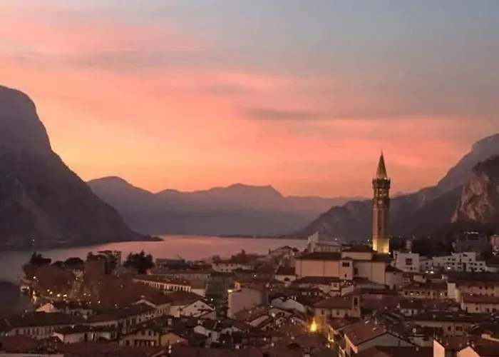 Palazzo Novecento Wellness B&B Couette-café Lecco
