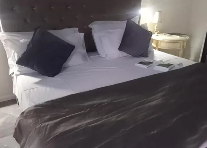 Palazzo Novecento Wellness B&B Couette-café